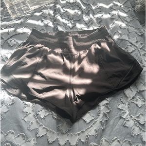 Lululemon Hotty hots